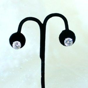 💖 2 Ct. CZ Earrings!  Beautiful and Brilliant /E24